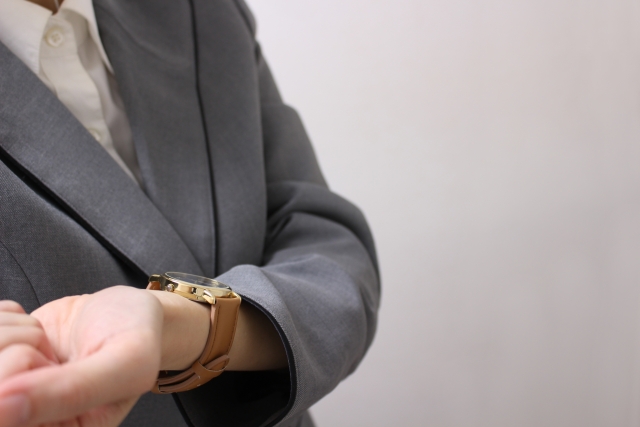 1万円以上の就活向き腕時計4選【女性編】